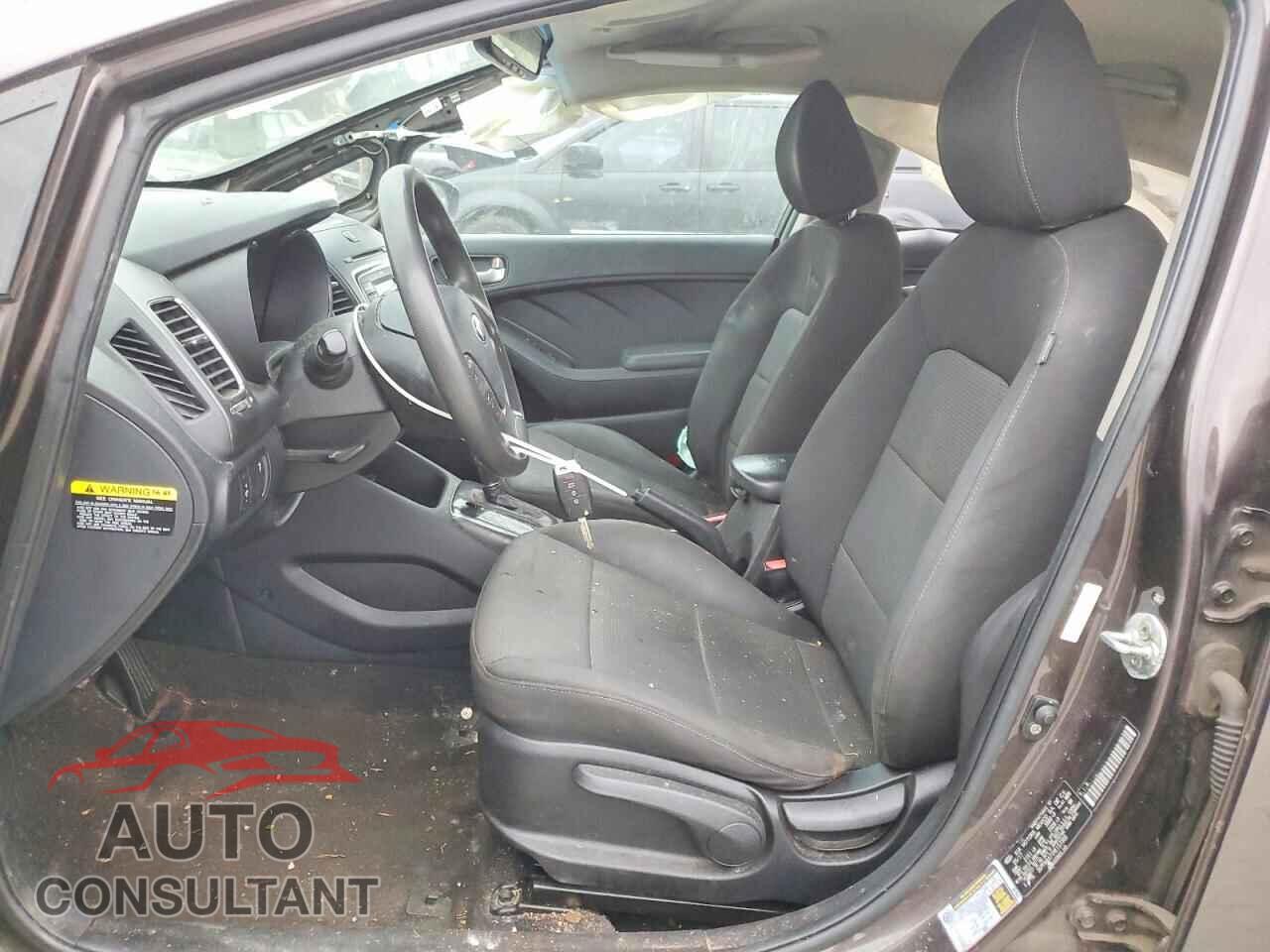 KIA FORTE 2017 - 3KPFK4A71HE157305