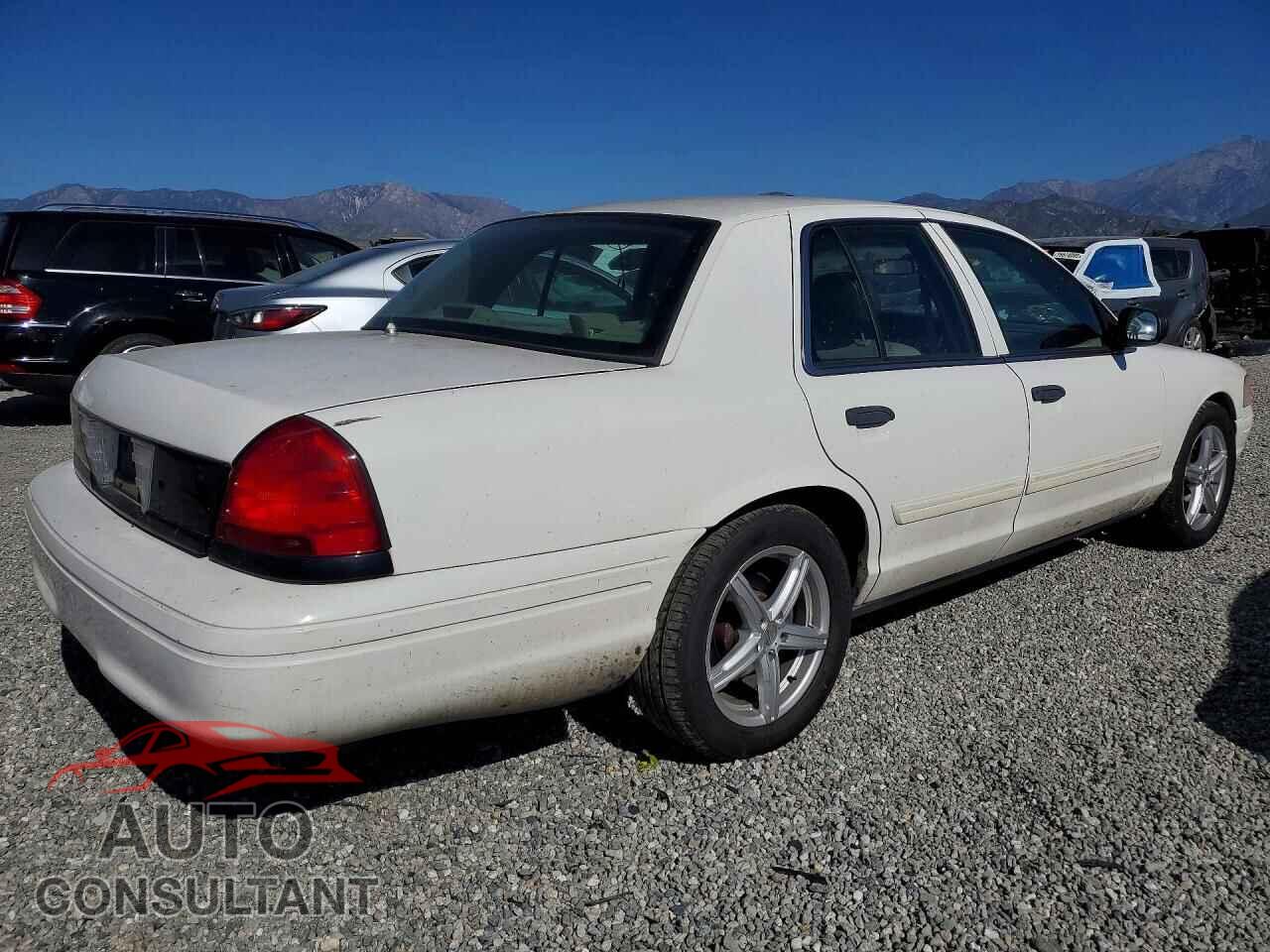 FORD CROWN VIC 2011 - 2FABP7BV2BX160266