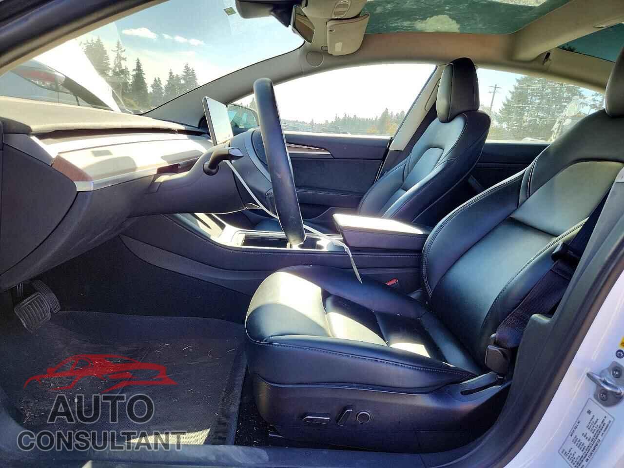 TESLA MODEL 3 2023 - 5YJ3E1EA0PF607159