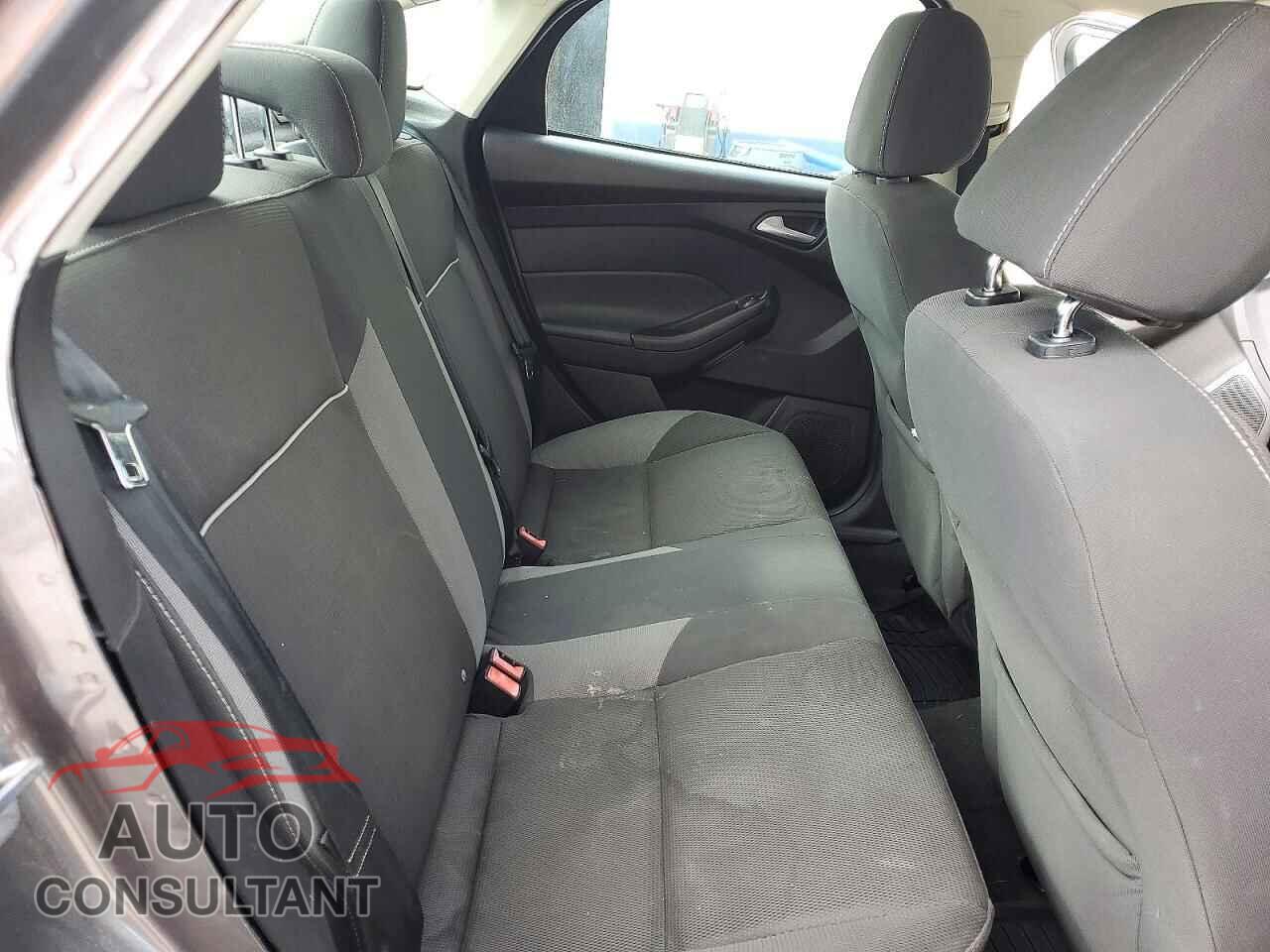 FORD FOCUS 2013 - 1FADP3F28DL185044