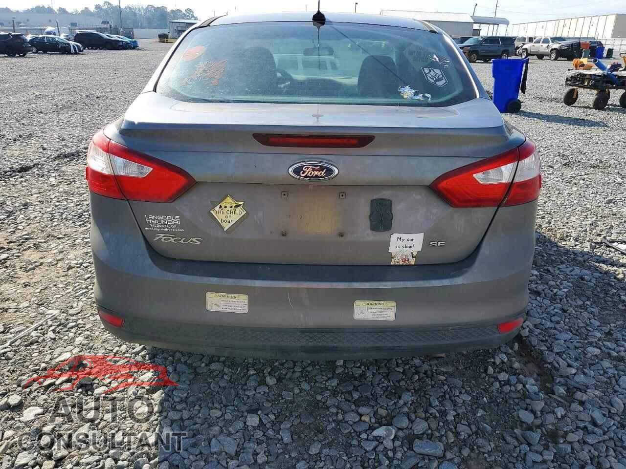 FORD FOCUS 2014 - 1FADP3F21EL238555