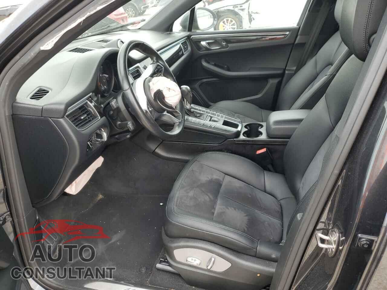 PORSCHE MACAN 2017 - WP1AA2A58HLB01898