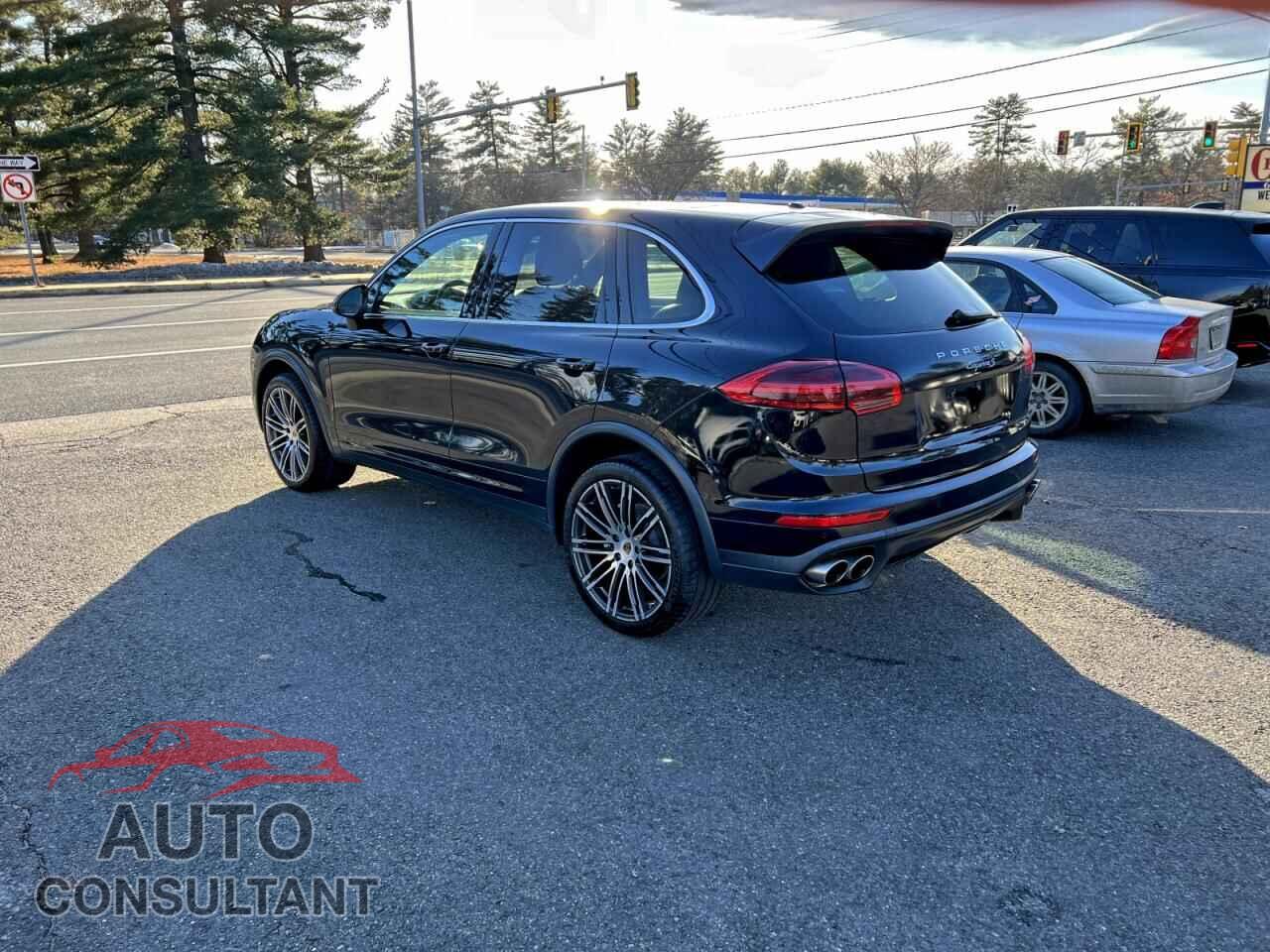 PORSCHE CAYENNE 2016 - WP1AB2A25GLA93079