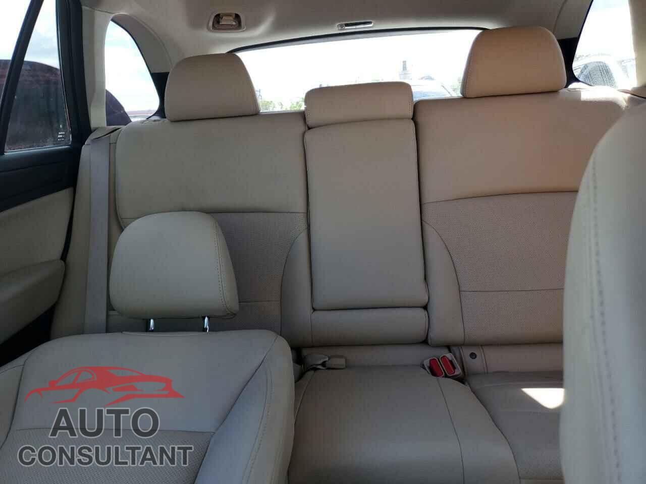 SUBARU OUTBACK 2017 - 4S4BSANC7H3266875