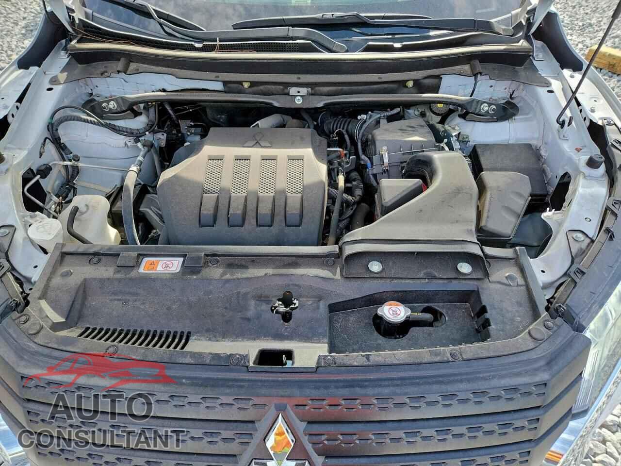 MITSUBISHI ECLIPSE 2023 - JA4ATUAA7PZ000314