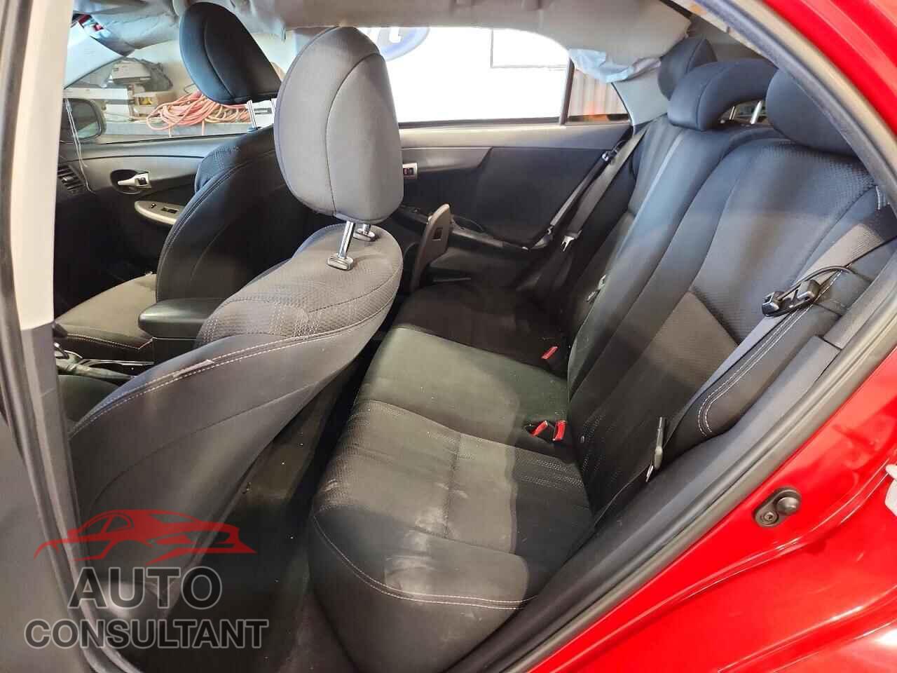 TOYOTA COROLLA 2012 - 2T1BU4EEXCC884533