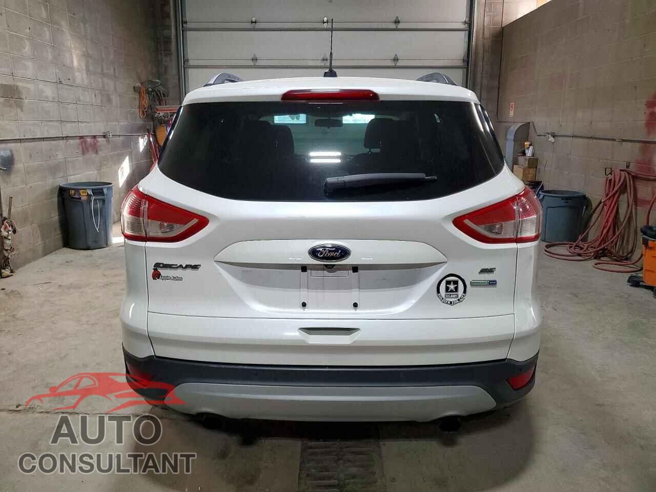 FORD ESCAPE 2015 - 1FMCU9GX7FUB43176