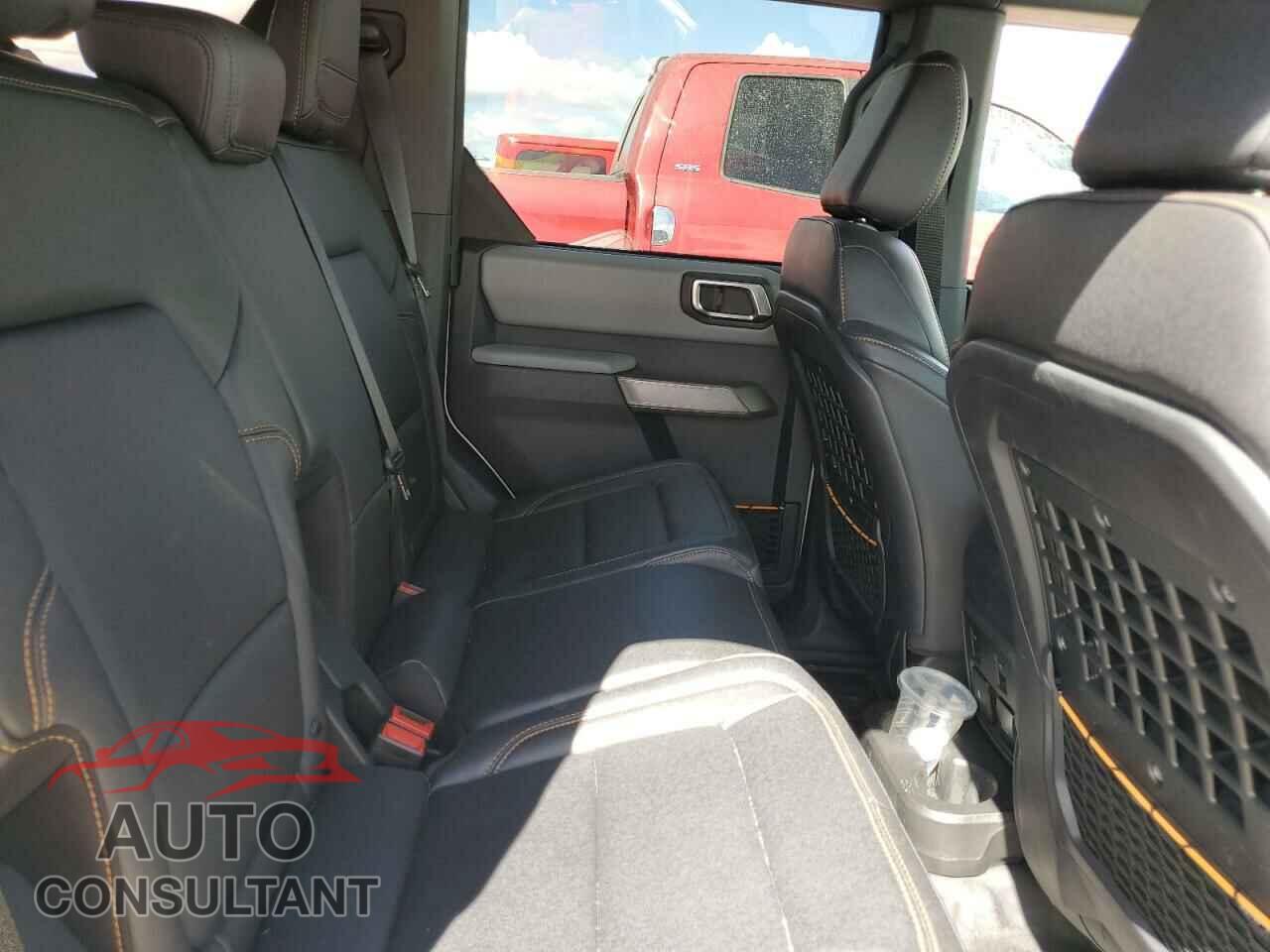FORD BRONCO 2023 - 1FMEE5DP0PLB66096