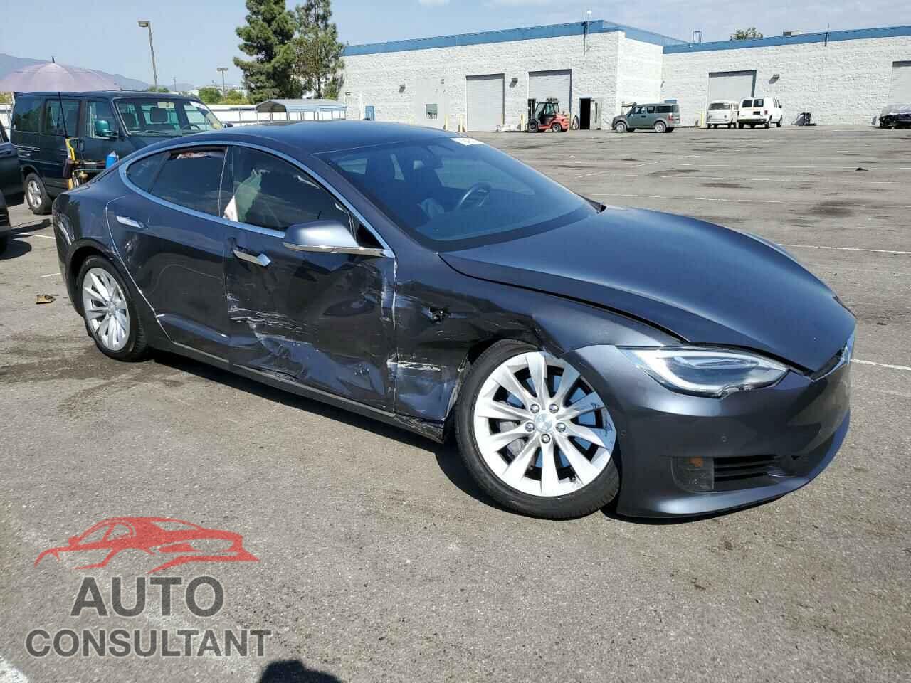 TESLA MODEL S 2017 - 5YJSA1E10HF203688