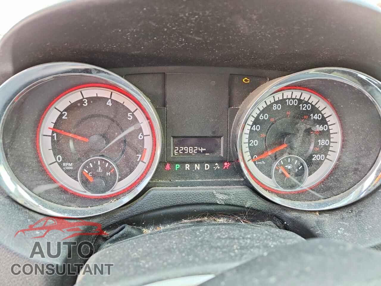 DODGE CARAVAN 2013 - 2C4RDGBG0DR703219