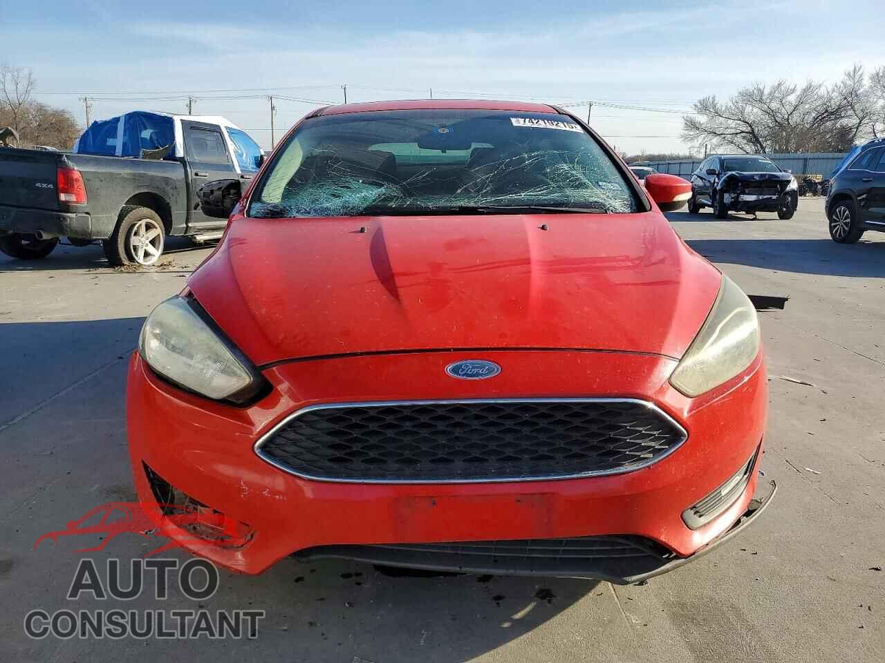 FORD FOCUS 2017 - 1FADP3M22HL249216