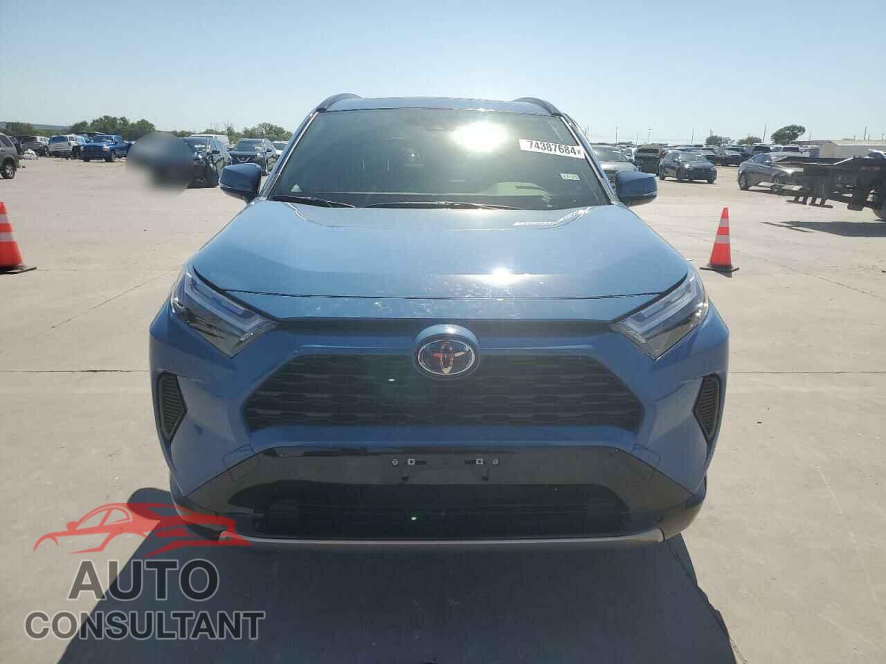 TOYOTA RAV4 2024 - JTM16RFVXRD117097