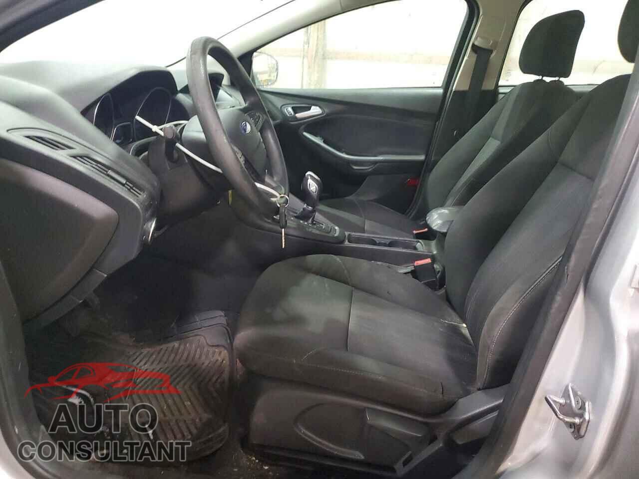 FORD FOCUS 2016 - 1FADP3F28GL224851