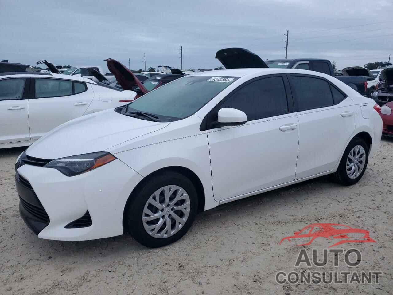 TOYOTA COROLLA 2017 - 5YFBURHE8HP686405