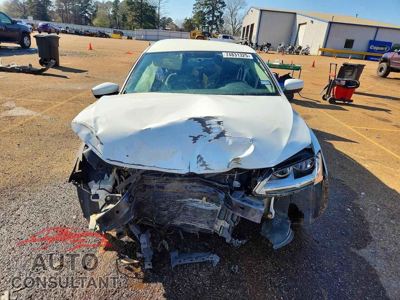 VOLKSWAGEN JETTA 2017 - 3VW2B7AJ7HM363176