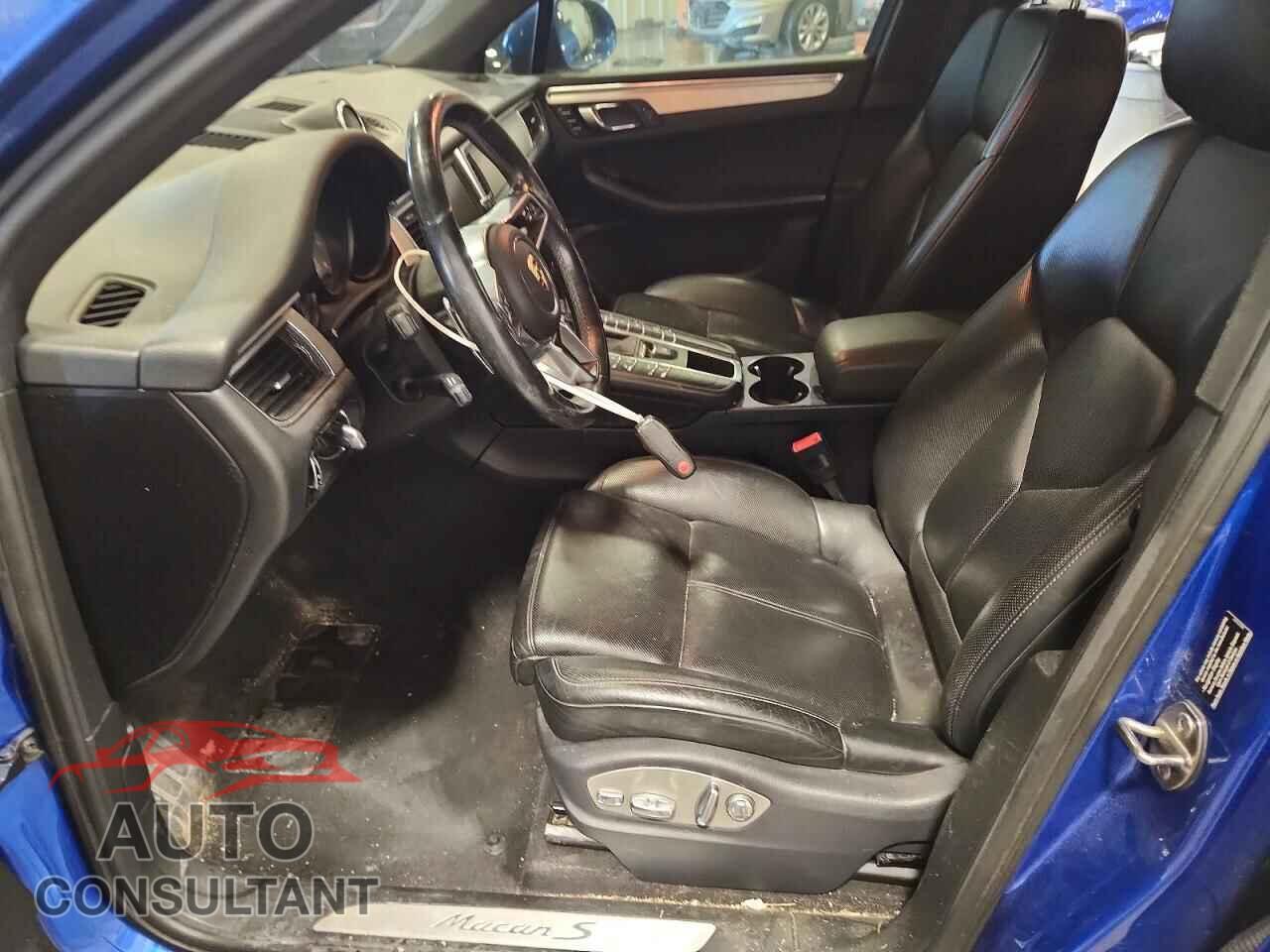 PORSCHE MACAN 2015 - WP1AB2A5XFLB66424