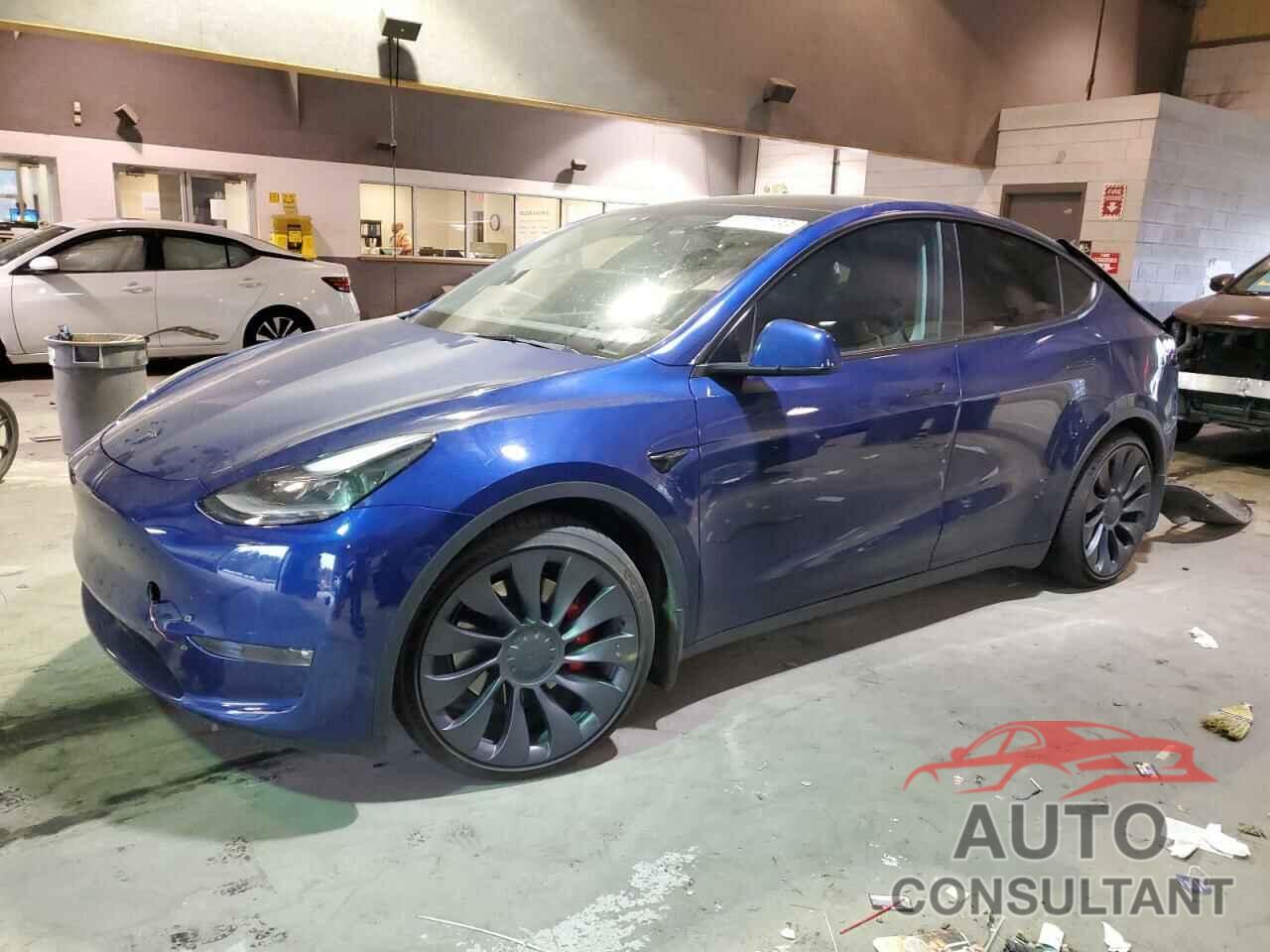 TESLA MODEL Y 2021 - 5YJYGDEF4MF194929
