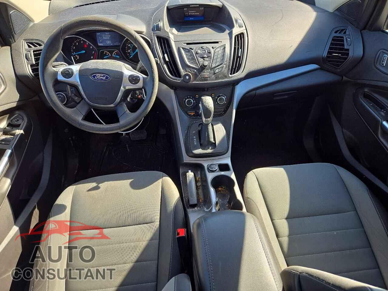 FORD ESCAPE 2016 - 1FMCU0GX5GUA91205