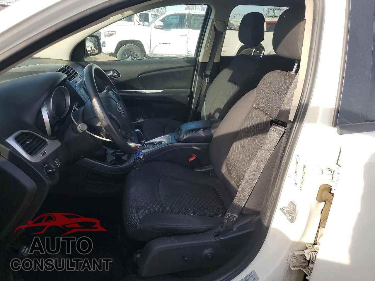 DODGE JOURNEY 2017 - 3C4PDCBG5HT514682