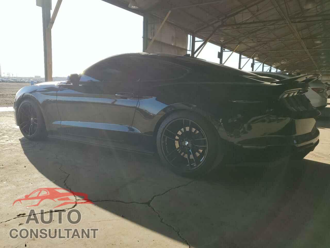 FORD MUSTANG 2021 - 1FA6P8CF1M5117136