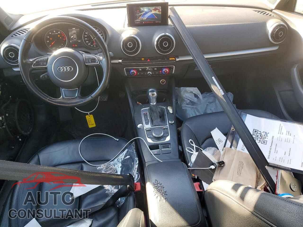 AUDI A3 2016 - WAUA7GFF6G1056448