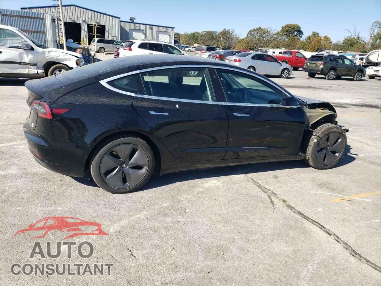 TESLA MODEL 3 2020 - 5YJ3E1EBXLF520582