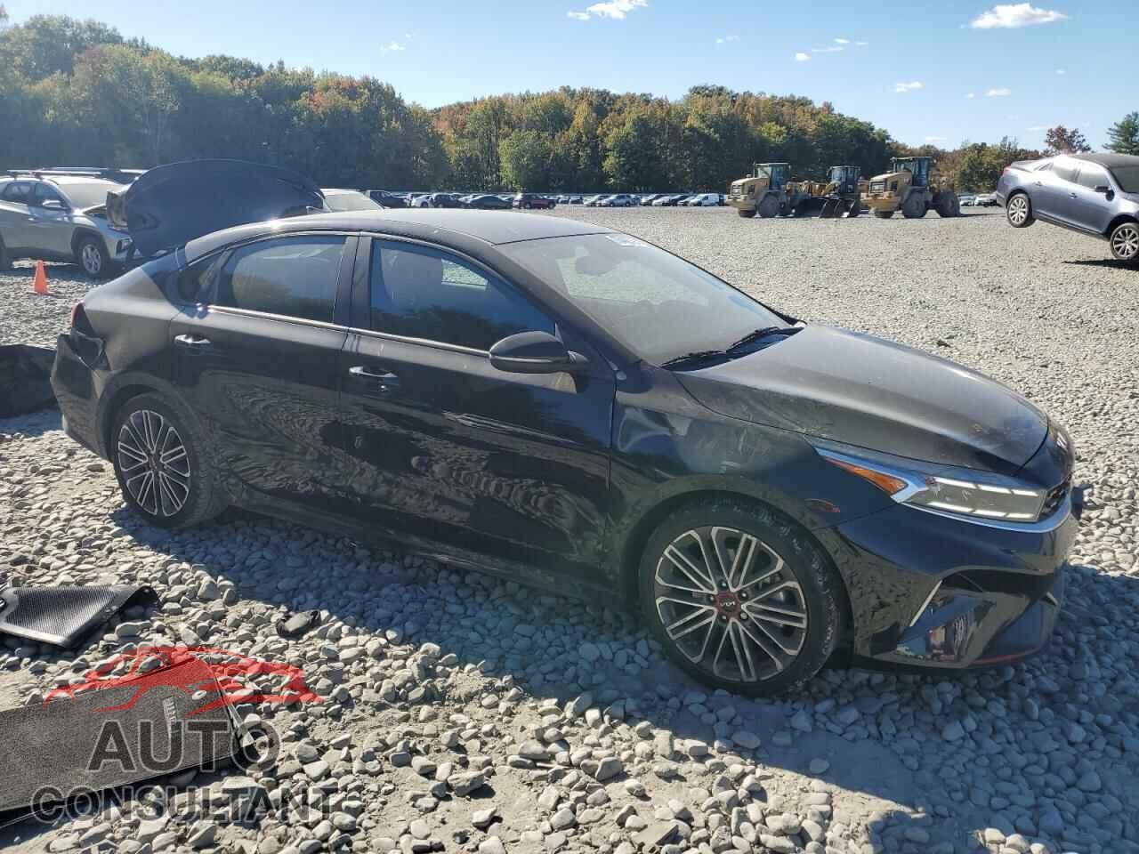 KIA FORTE 2023 - 3KPF44AC3PE530351