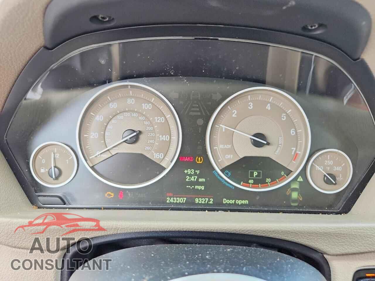 BMW 3 SERIES 2012 - WBA3A5C59CF341457