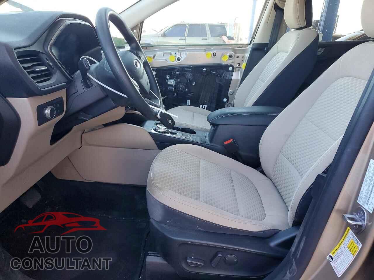 FORD ESCAPE 2020 - 1FMCU0G65LUA78763