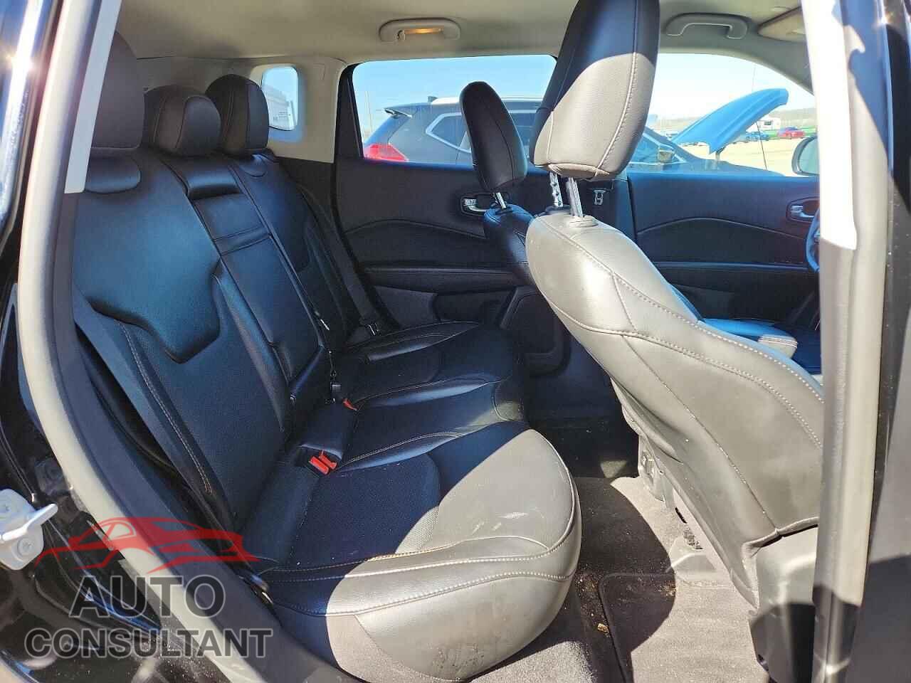 JEEP COMPASS 2020 - 3C4NJDCB2LT120056