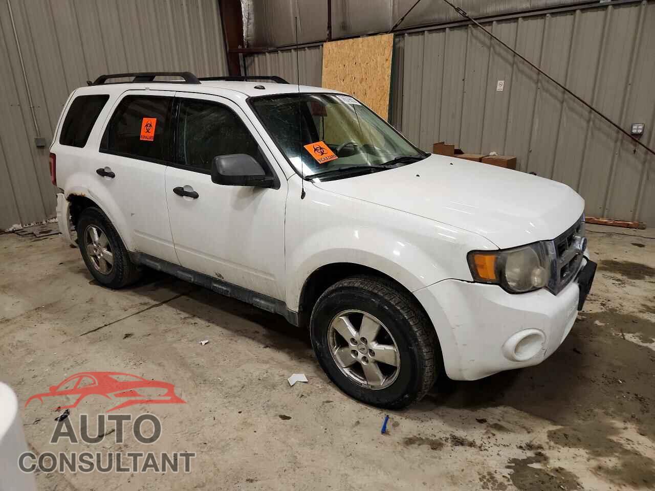 FORD ESCAPE 2011 - 1FMCU9D77BKC38296