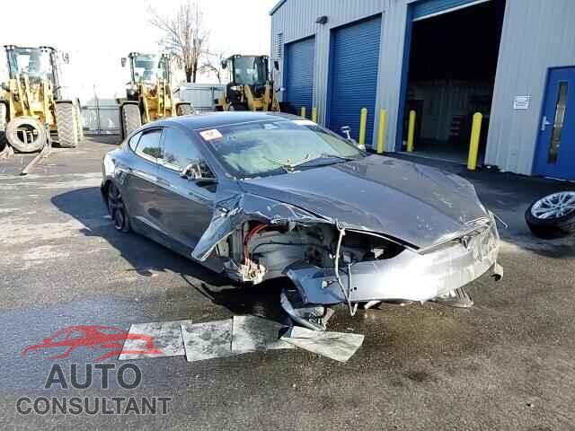 TESLA MODEL S 2017 - 5YJSA1E22HF215527