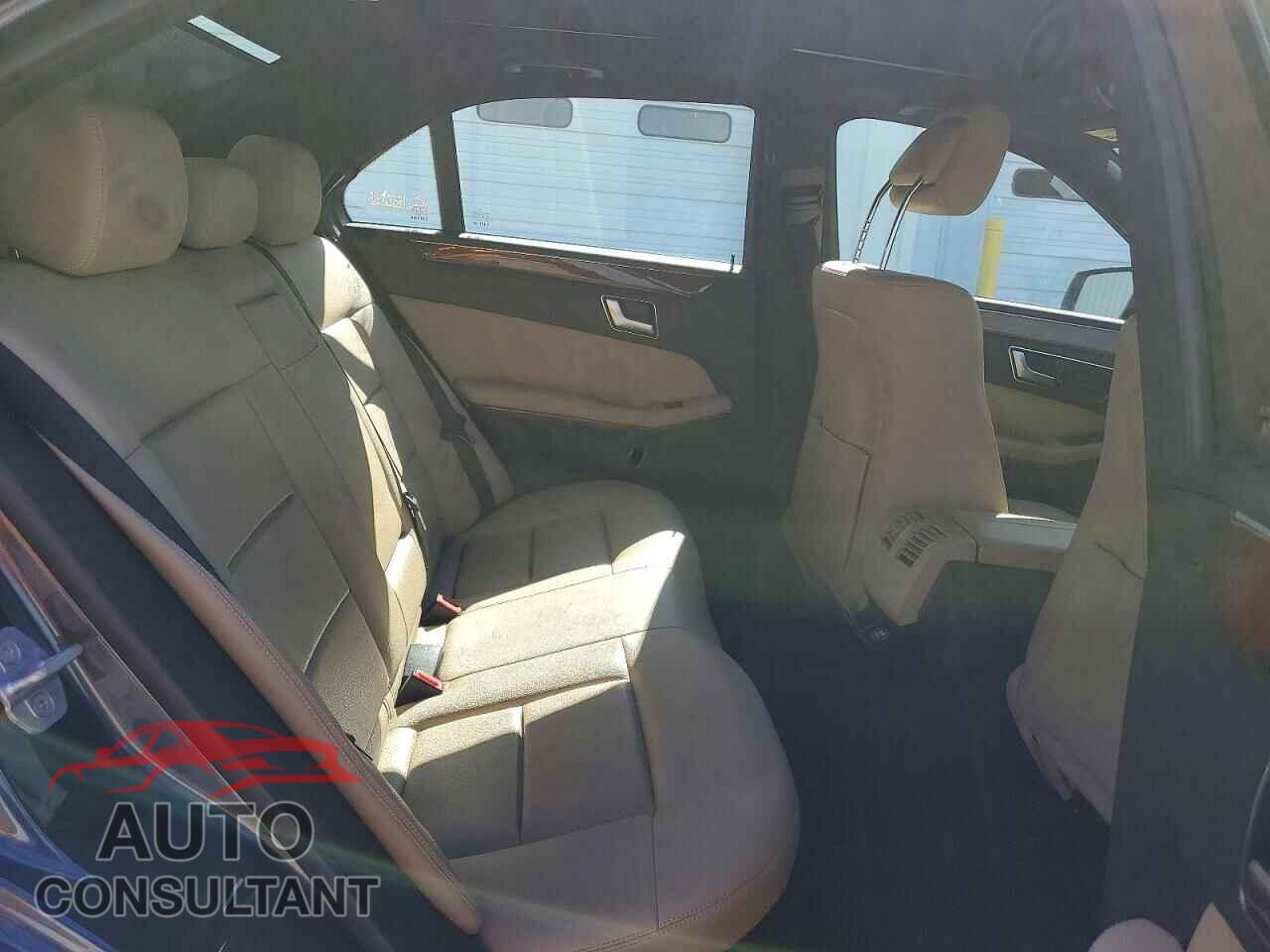MERCEDES-BENZ E 2013 - WDDHF5KB0DA756950