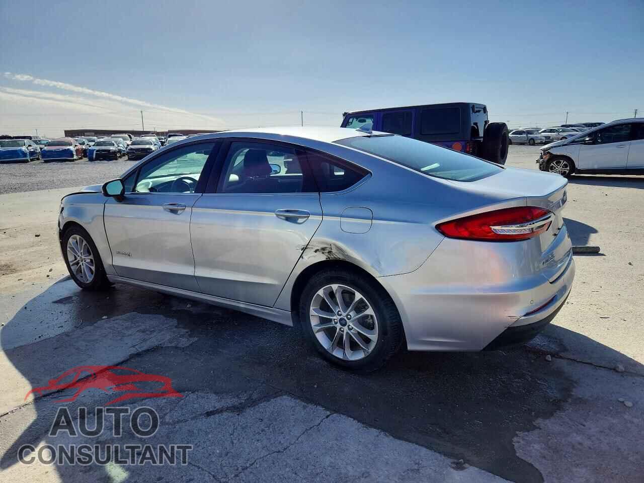 FORD FUSION 2019 - 3FA6P0LU5KR169668