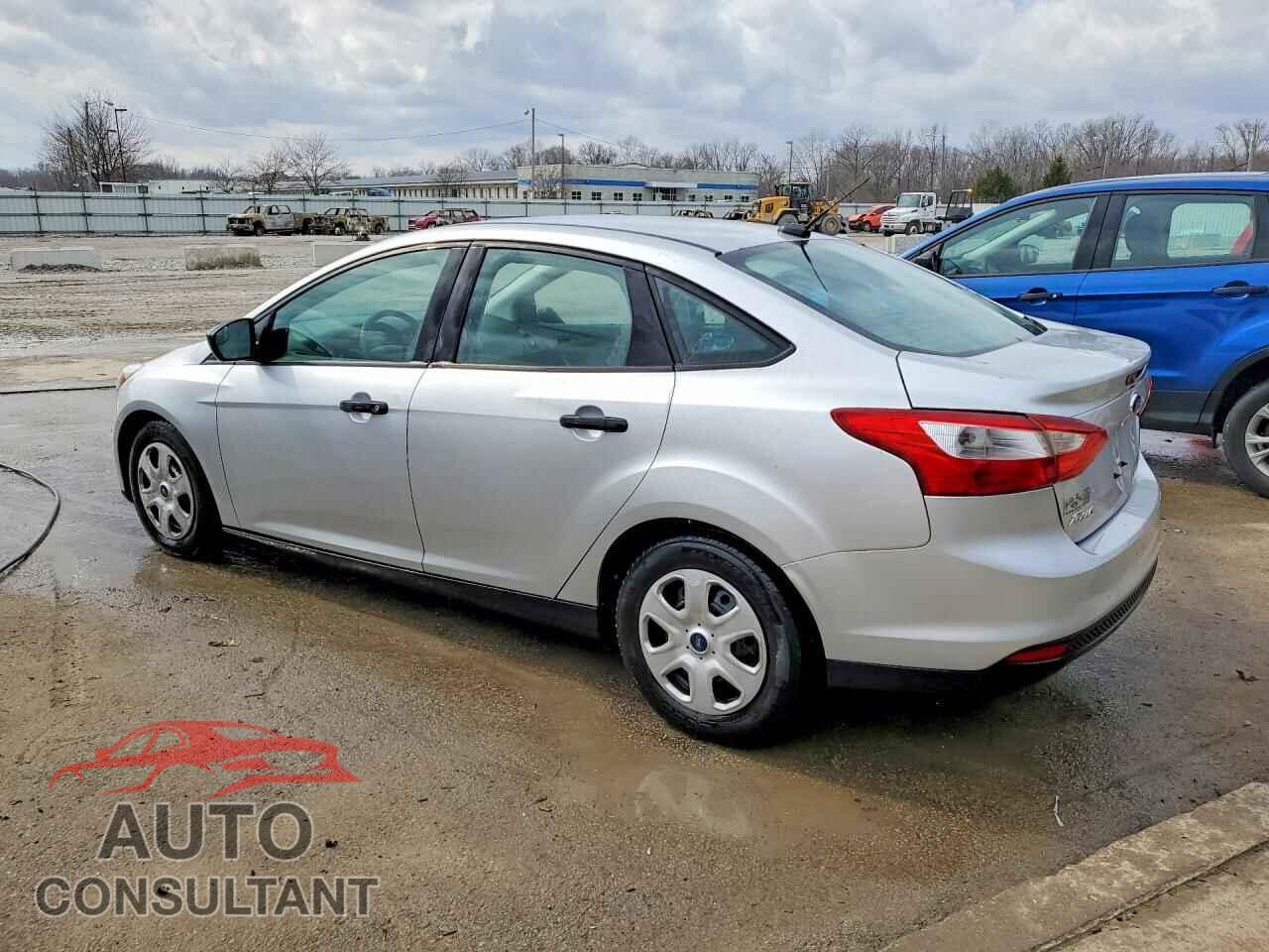 FORD FOCUS 2012 - 1FAHP3E2XCL241339