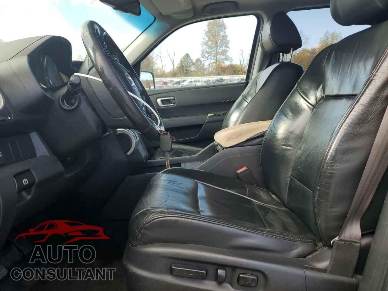 HONDA PILOT 2011 - 5FNYF4H58BB037276