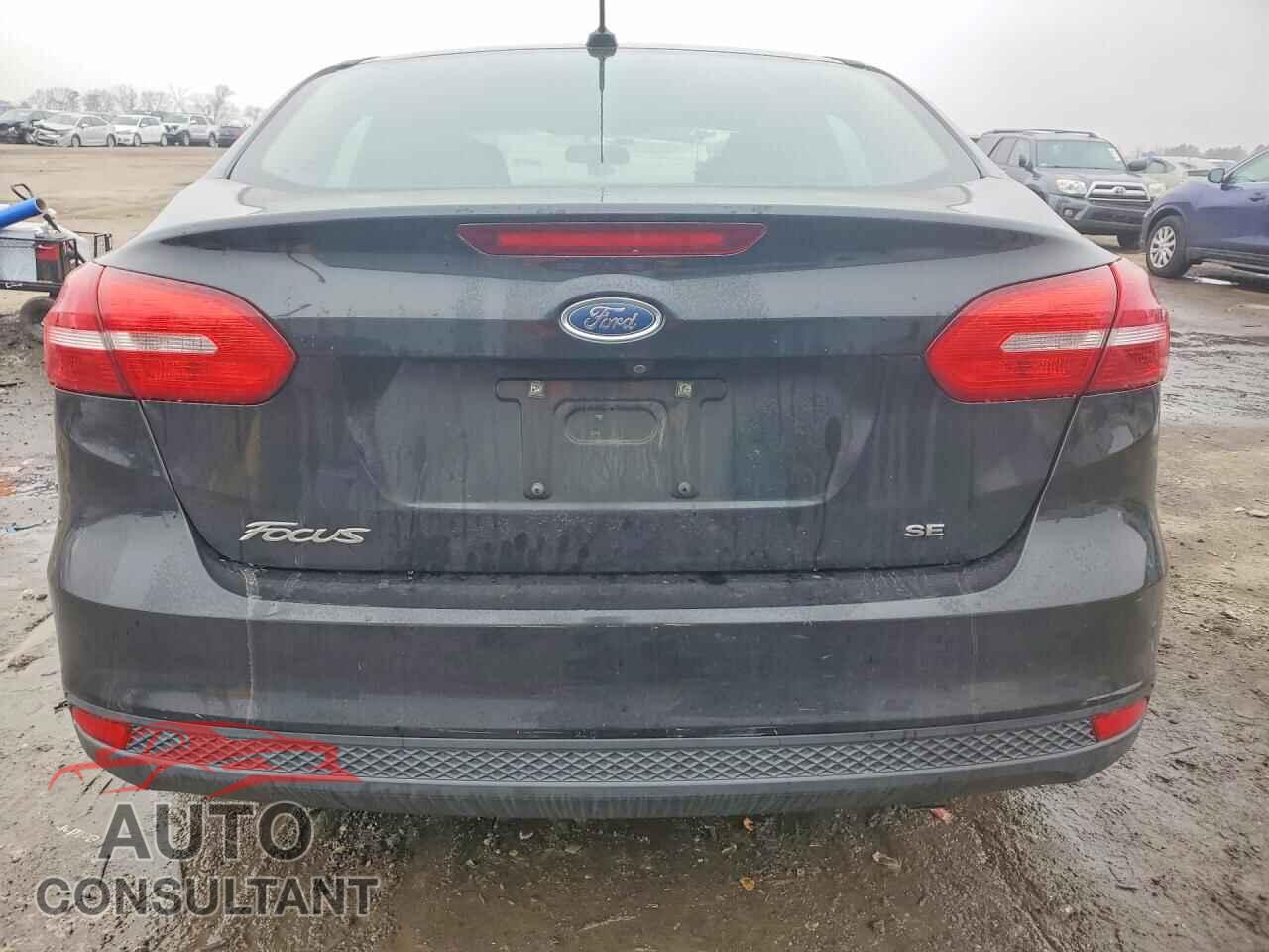 FORD FOCUS 2015 - 1FADP3F29FL276519