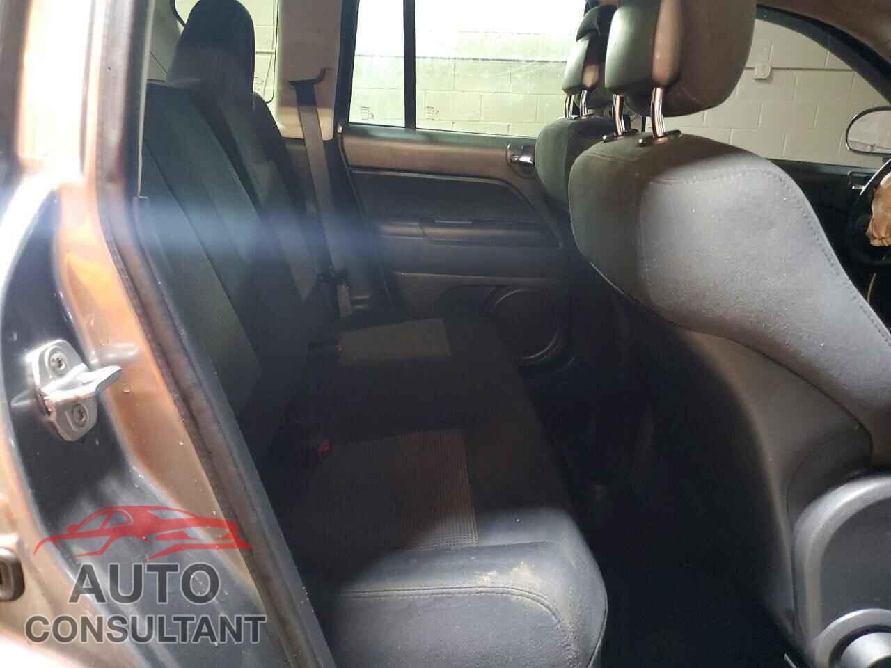 JEEP COMPASS 2011 - 1J4NF1FB1BD277183