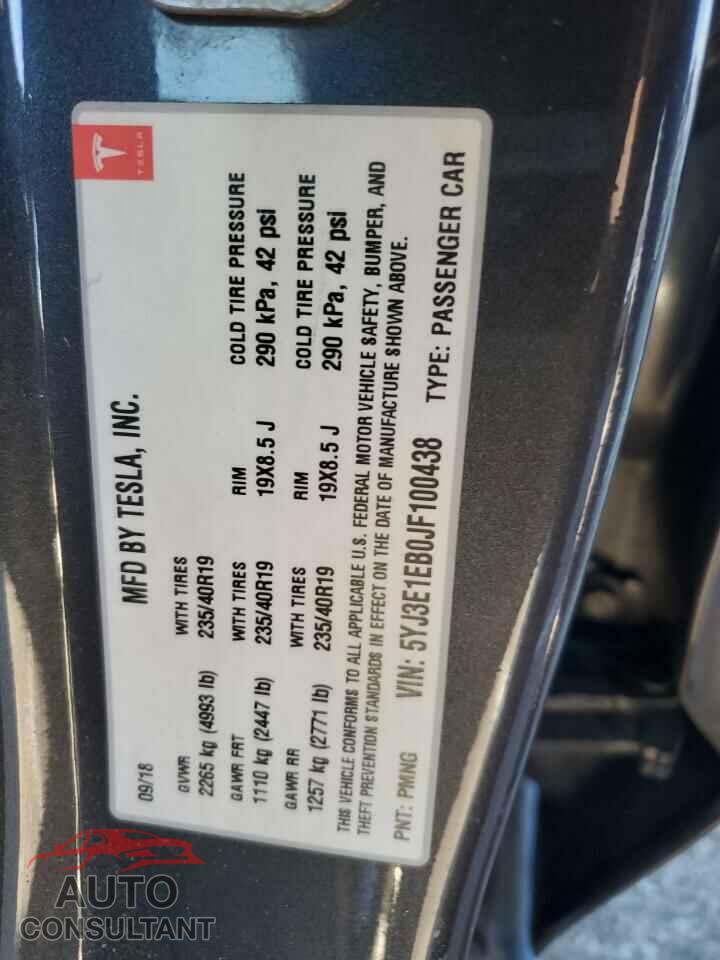 TESLA MODEL 3 2018 - 5YJ3E1EB0JF100438