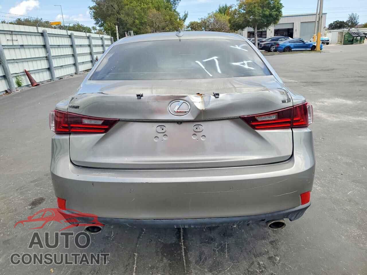 LEXUS IS 2015 - JTHBF1D21F5057309