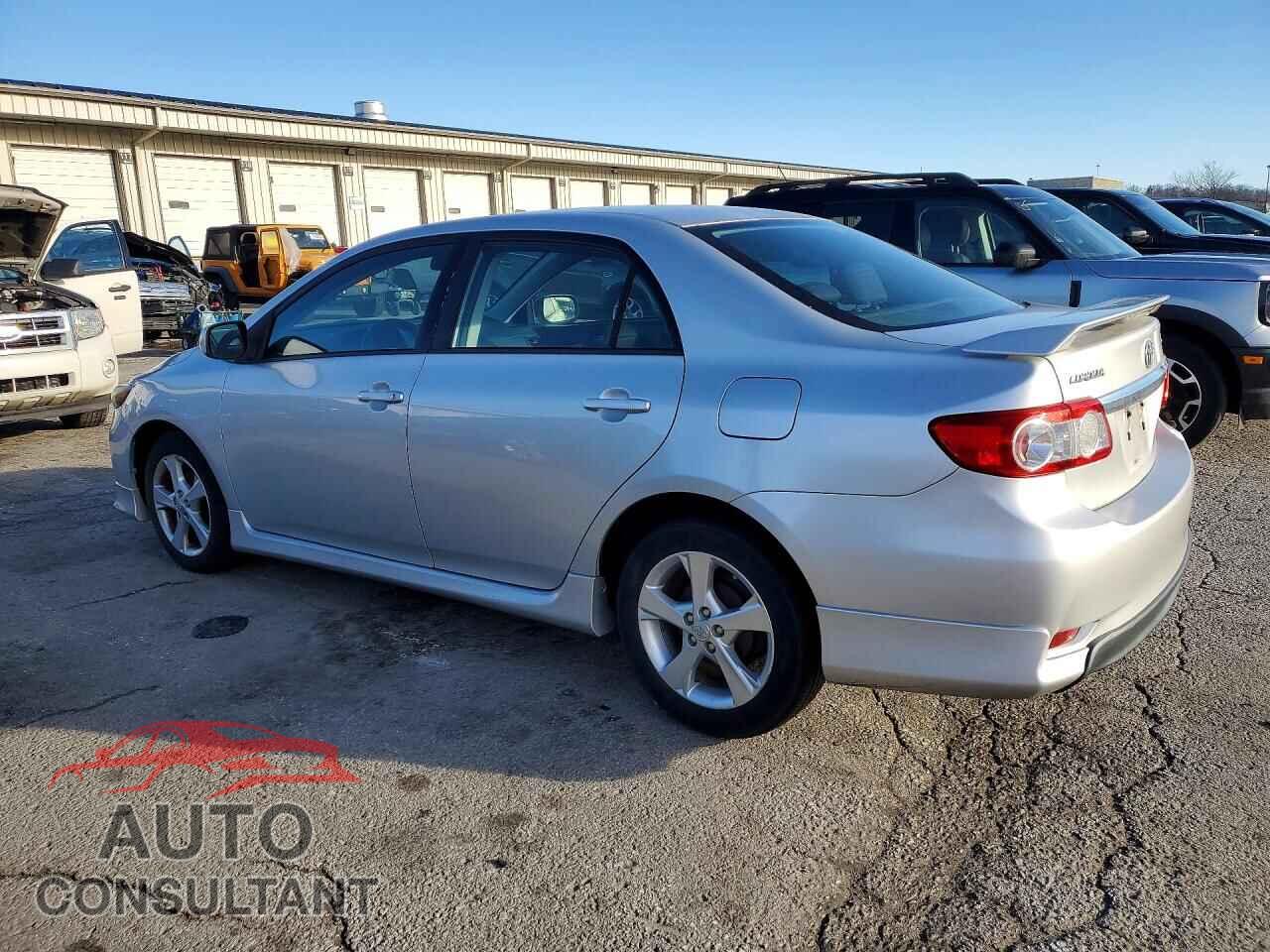 TOYOTA COROLLA 2013 - 5YFBU4EE7DP095841
