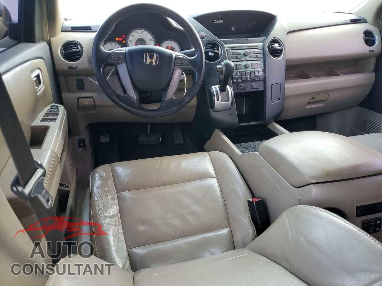 HONDA PILOT 2009 - 5FNYF38659B001879