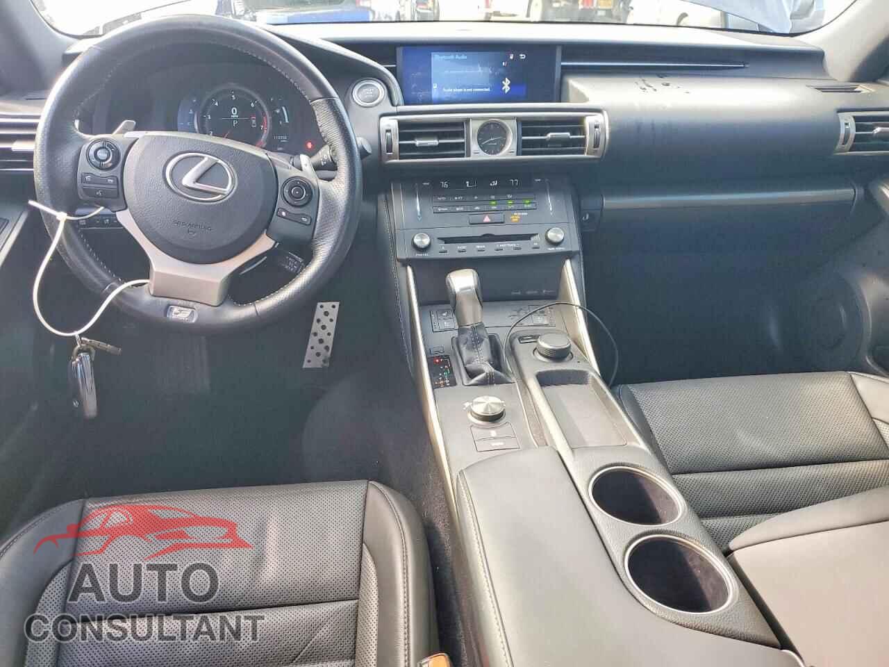LEXUS IS 2015 - JTHCF1D27F5025369