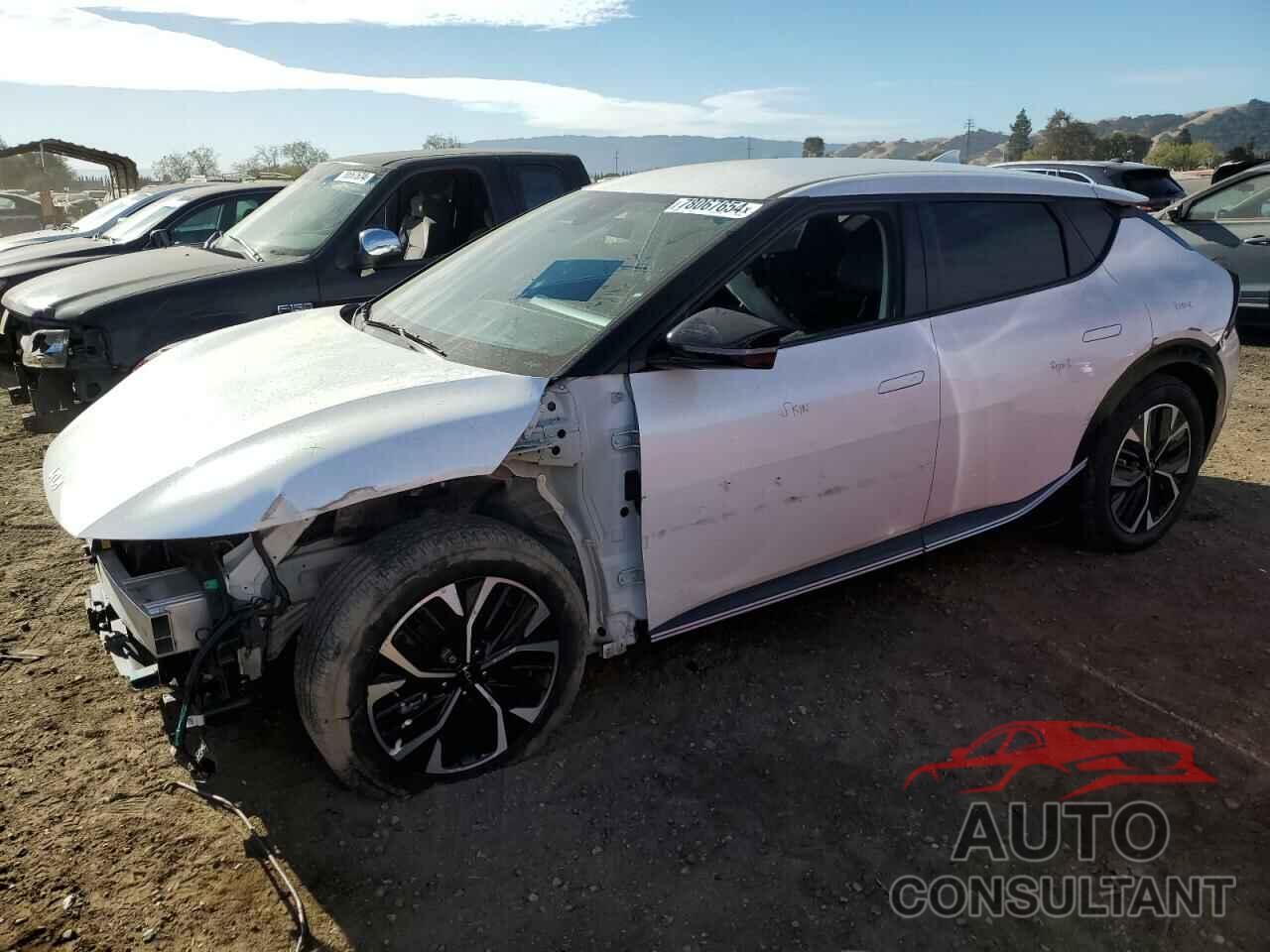 KIA EV6 LIGHT 2022 - KNDC34LA4N5037076