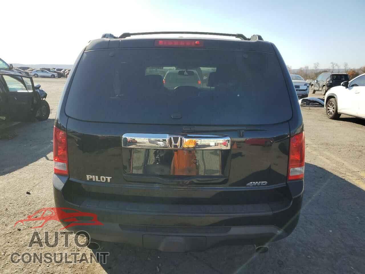 HONDA PILOT 2013 - 5FNYF4H58DB071222