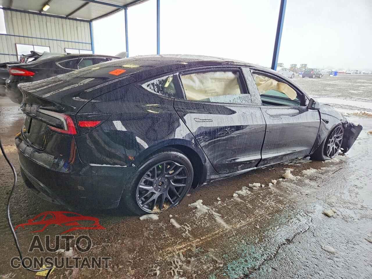 TESLA MODEL 3 2024 - 5YJ3E1EA3RF867882