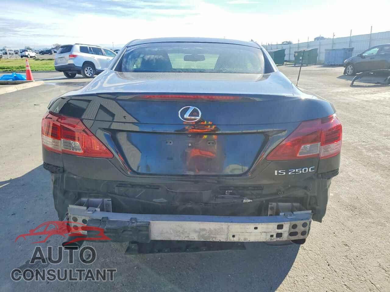 LEXUS IS 2011 - JTHFF2C22B2516254