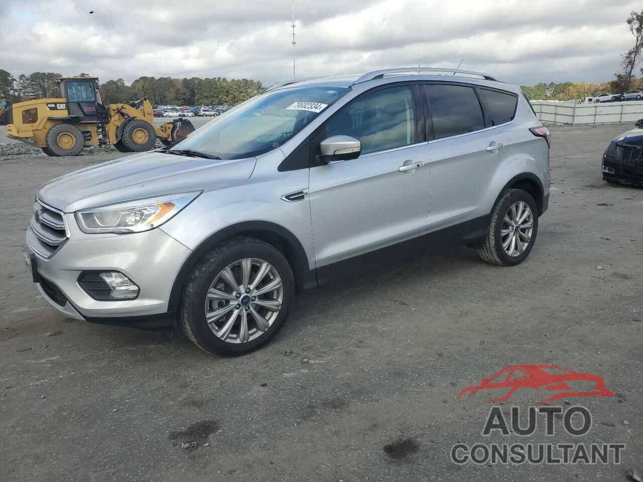FORD ESCAPE 2017 - 1FMCU0J94HUD94732