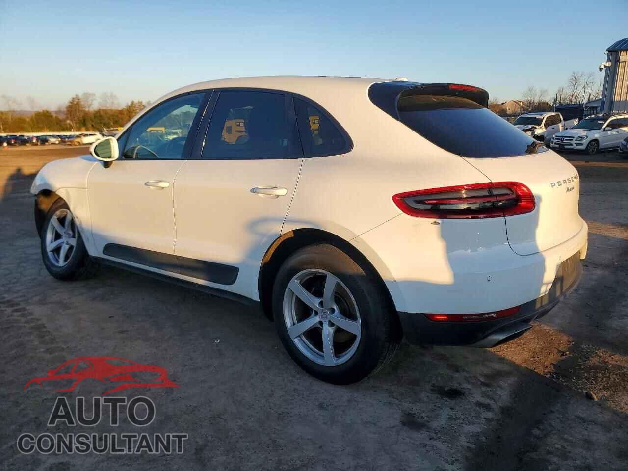 PORSCHE MACAN 2018 - WP1AA2A58JLB07061
