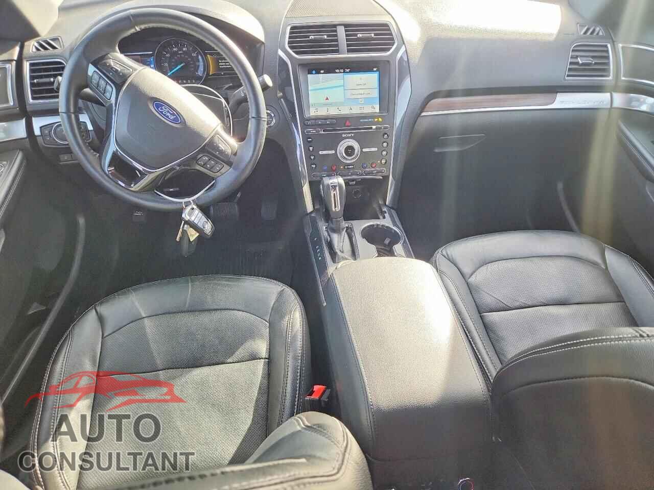 FORD EXPLORER 2018 - 1FM5K8FH0JGB66177